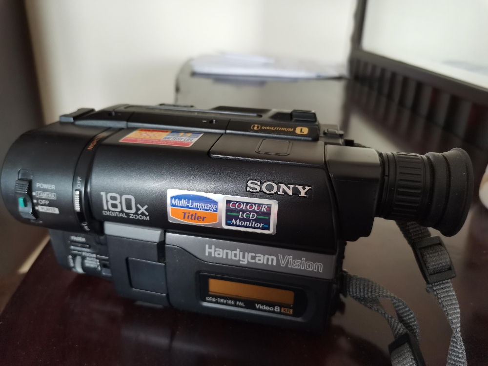 sony handy cam vision