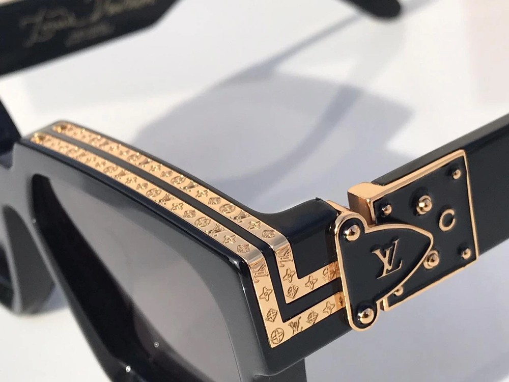Louis Vuitton Men Sunglasses LV-0936-001 price in Doha Qatar