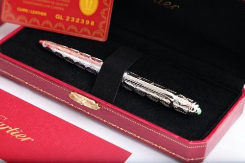 Men stuff Cartier pen 13546716 Mzad Qatar